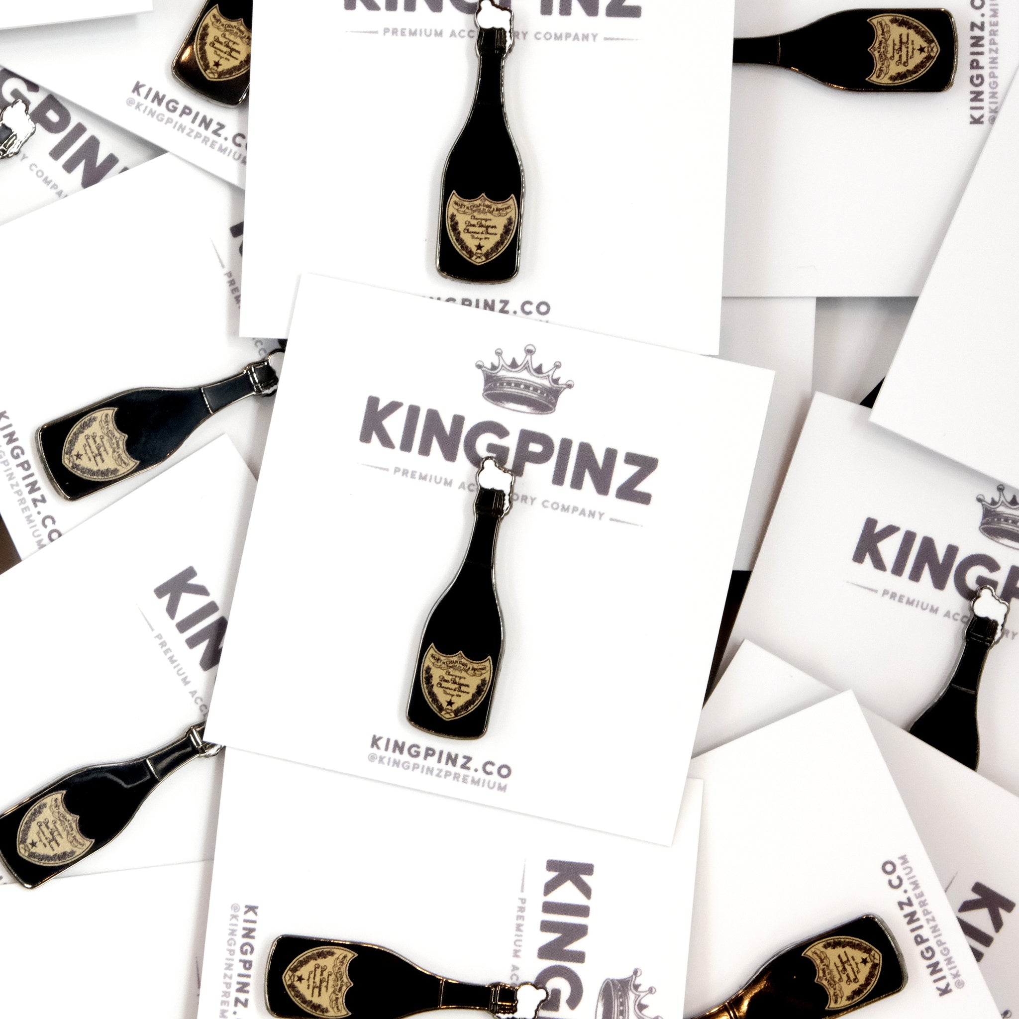 Pin's Pins Pin Enamel 5 Alcool Vin Rouge CELLIER DES TEMPLIERS Pin's Pins Pin Enamel 5 Alcool Vin Rouge CELLIER DES TEMPLIERS